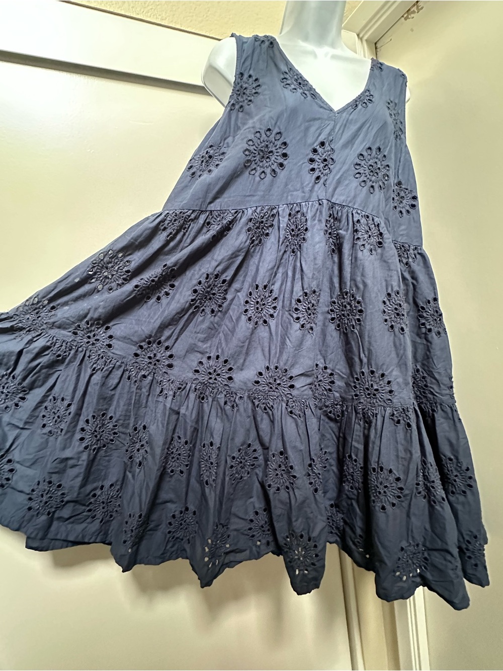 Sonoma Sleeveless Eyelet Tiered Midi Dress in Navy Blue - Picture 5 of 7